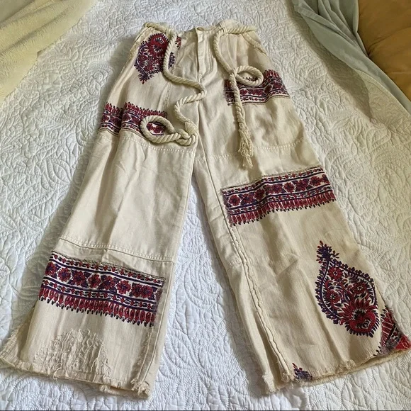 Free People distressed paisley patterned jeans - Picture 14 of 16